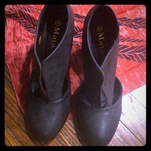 MATA Mary Janes Dressed up!   NWT